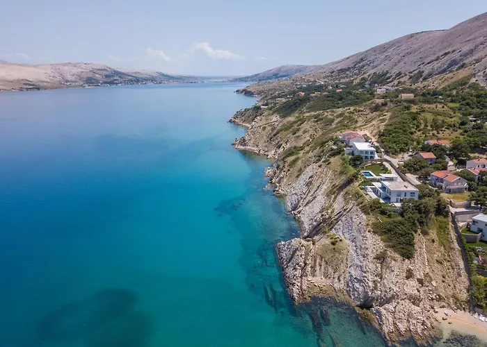 A White Cliffside Apartament