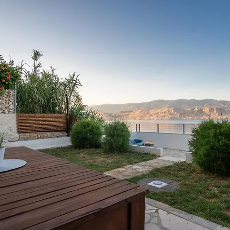 Appartement A White Cliffside