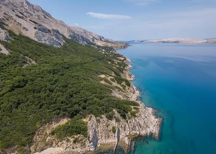 A White Cliffside Pag Town